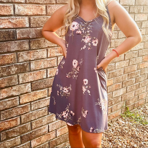 Wallflower Floral Midi Sleeveless V Neck Dress Large - Picture 3 of 12